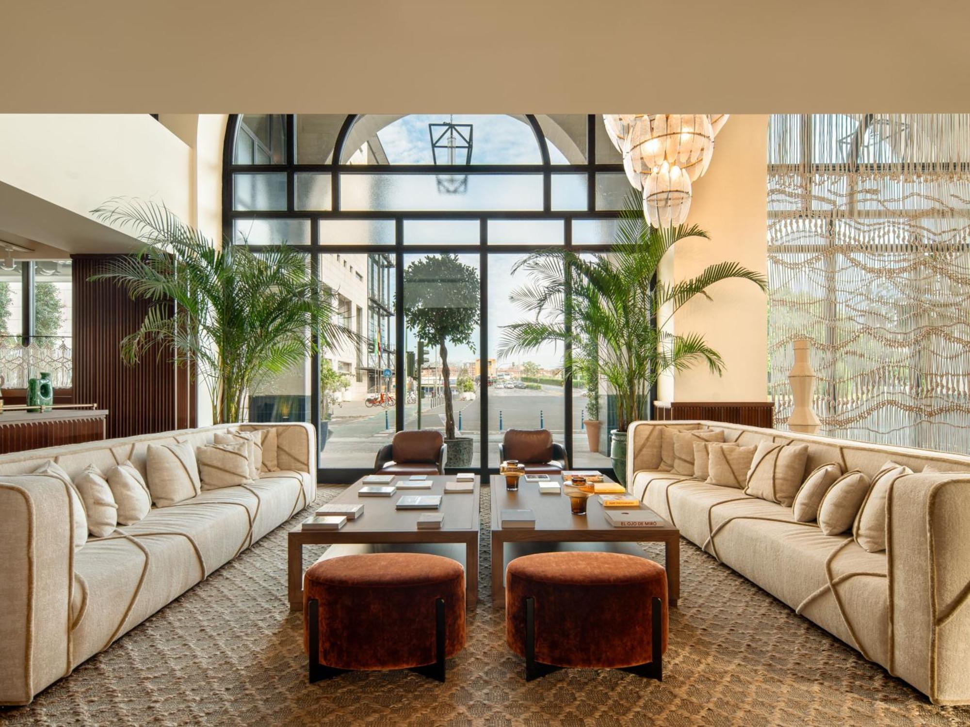 Only You Hotel Sevilla Exterior photo The lobby