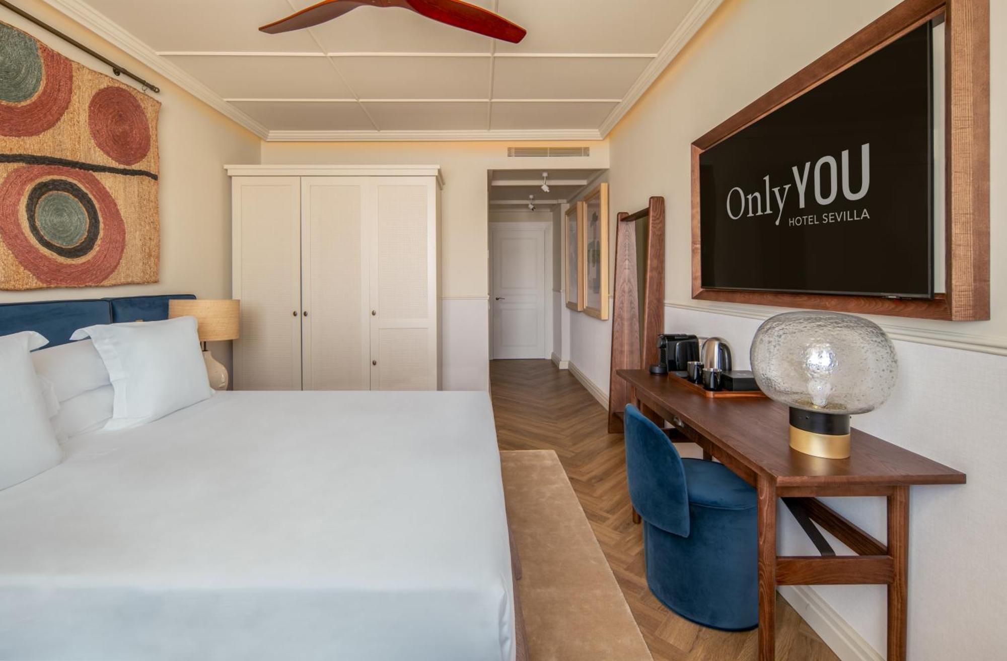 Only You Hotel Sevilla Exterior photo