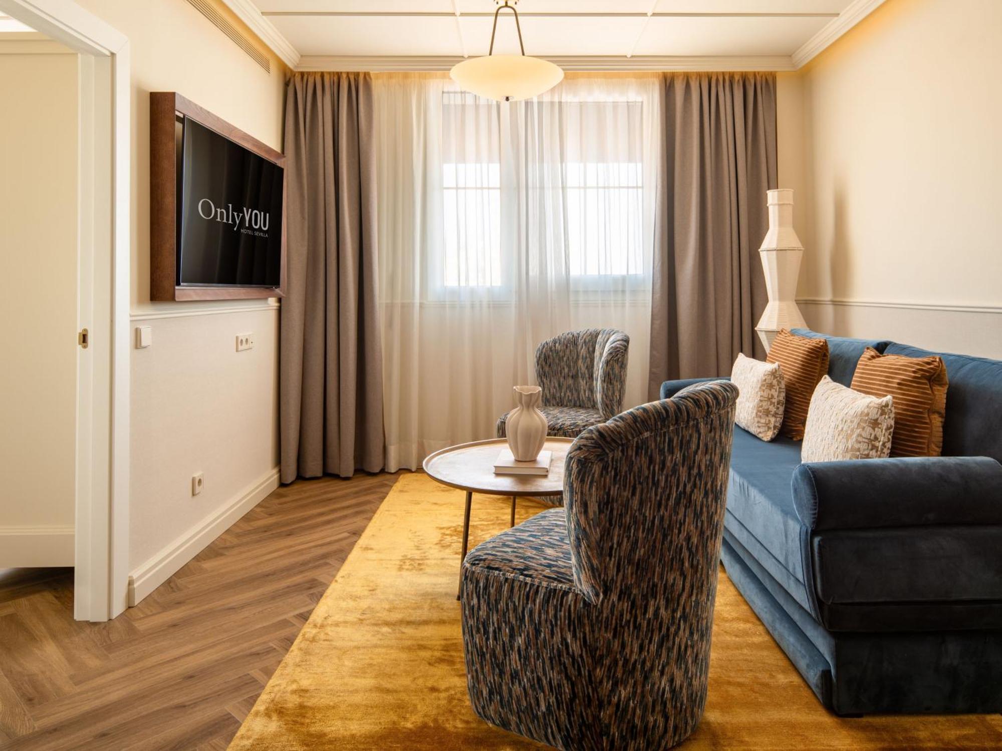 Only You Hotel Sevilla Exterior photo