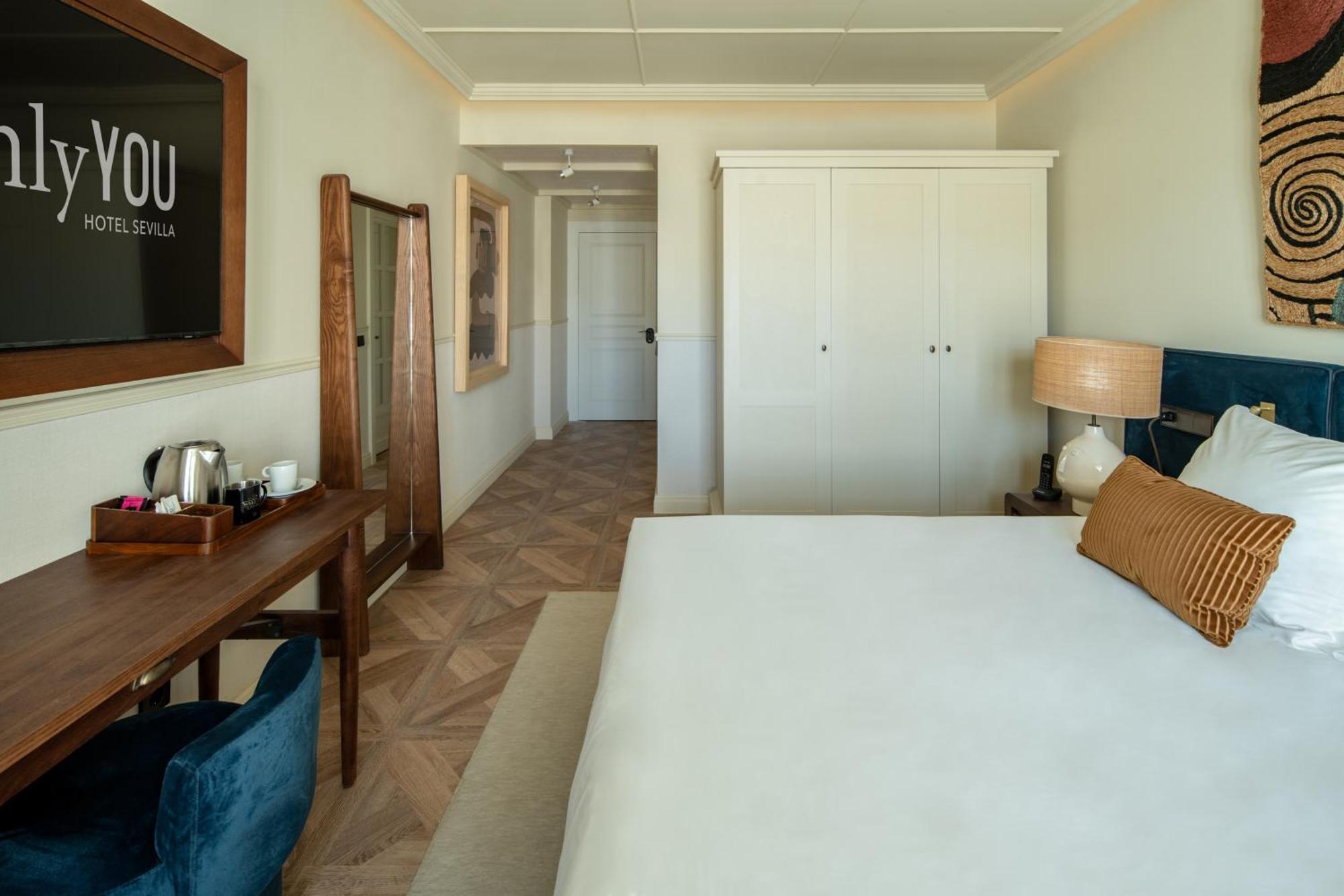 Only You Hotel Sevilla Exterior photo
